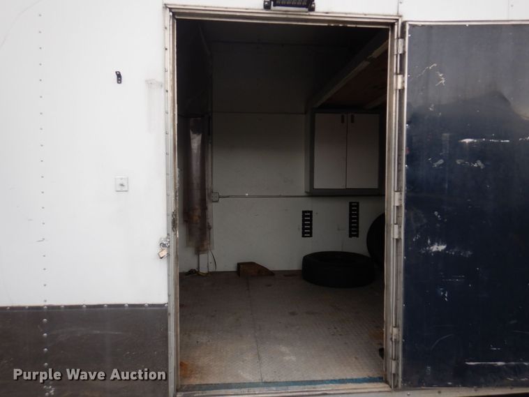 image for item MH9232 1996 Ford Aeromax L9000  truck with 1994 Wsch trailer