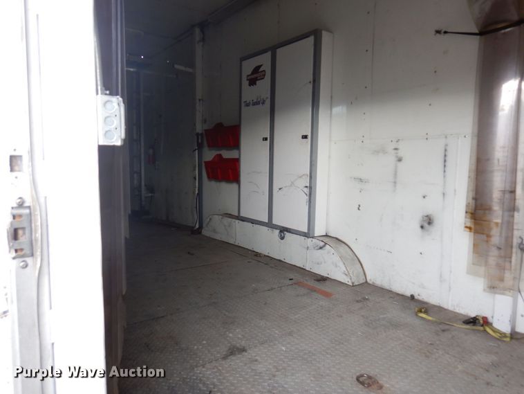 image for item MH9232 1996 Ford Aeromax L9000  truck with 1994 Wsch trailer