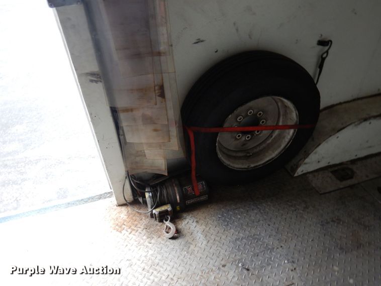 image for item MH9232 1996 Ford Aeromax L9000  truck with 1994 Wsch trailer