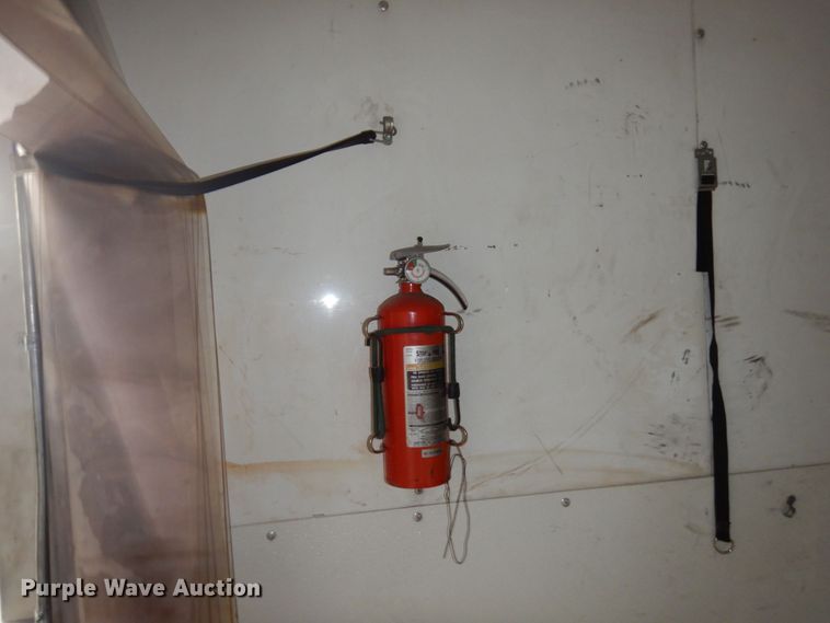 image for item MH9232 1996 Ford Aeromax L9000  truck with 1994 Wsch trailer