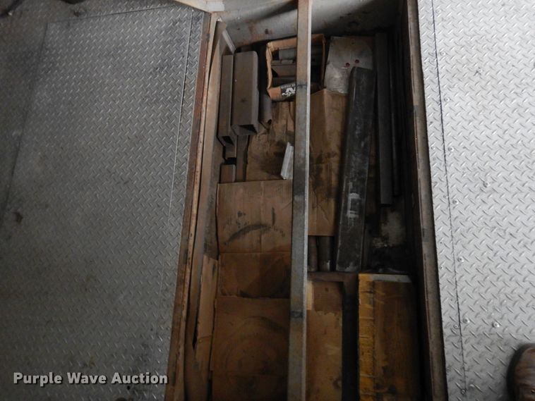 image for item MH9232 1996 Ford Aeromax L9000  truck with 1994 Wsch trailer