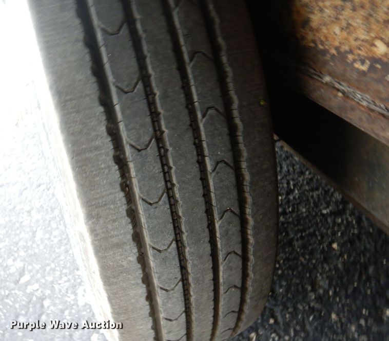 image for item MH9232 1996 Ford Aeromax L9000  truck with 1994 Wsch trailer