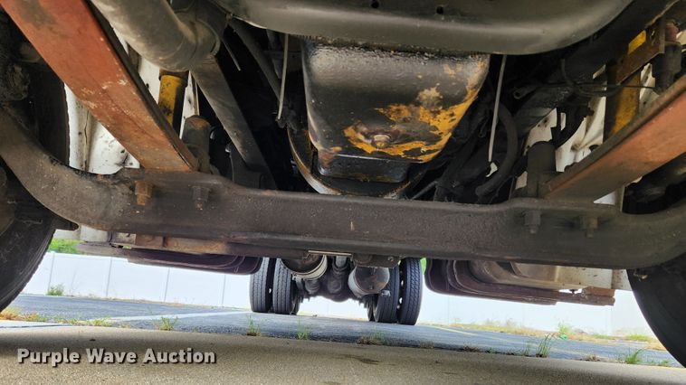 image for item MK9365 2005 Freightliner Business Class M2  box truck