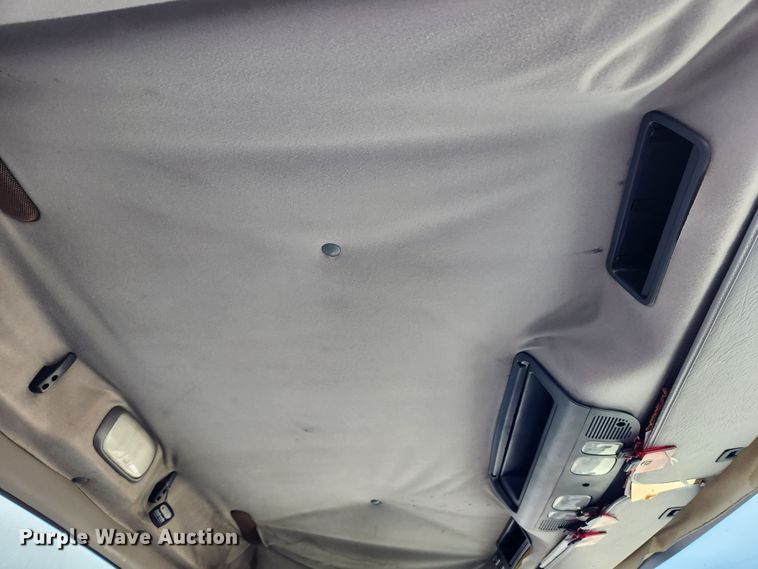 image for item MK9365 2005 Freightliner Business Class M2  box truck