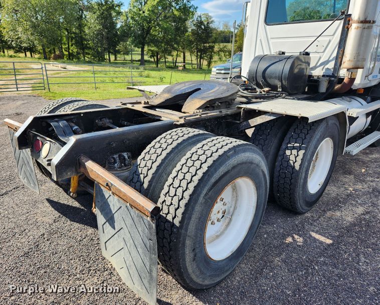 image for item MK9376 1993 Mack CH613  semi truck