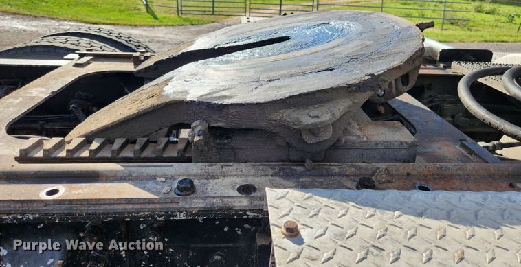 image for item MK9376 1993 Mack CH613  semi truck