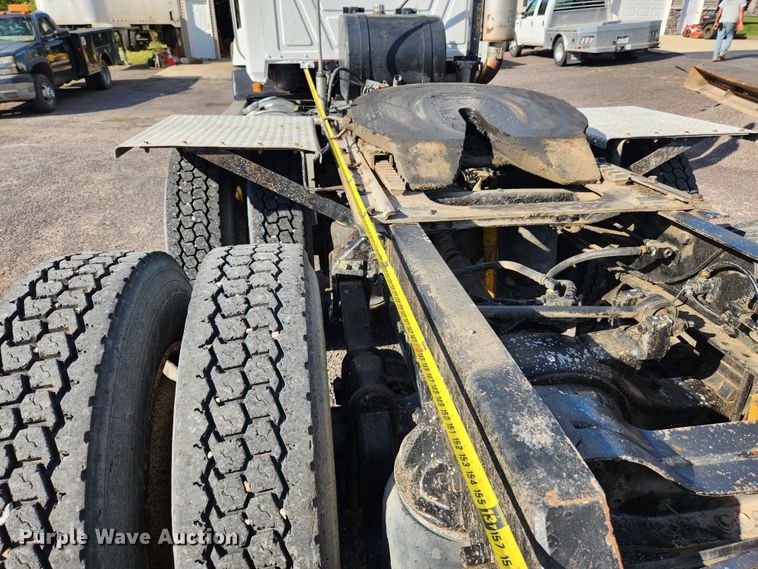 image for item MK9376 1993 Mack CH613  semi truck