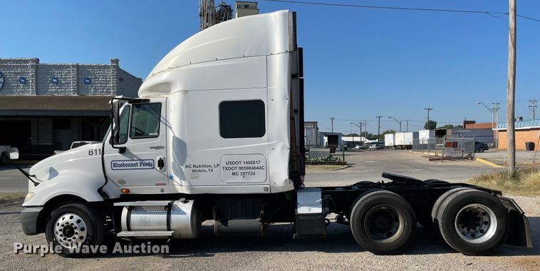 image for item MR9380 2011 International ProStar  semi truck