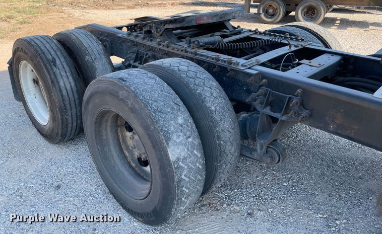 image for item MR9380 2011 International ProStar  semi truck