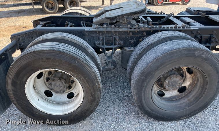 image for item MR9380 2011 International ProStar  semi truck