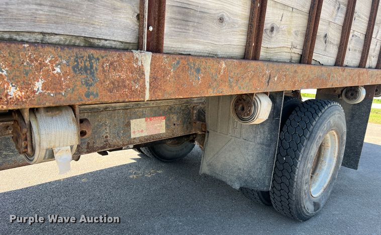 image for item MR9903 1999 Chevrolet C7500  dump flatbed truck