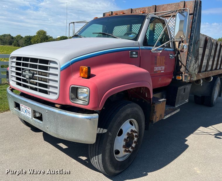 image for item MR9903 1999 Chevrolet C7500  dump flatbed truck