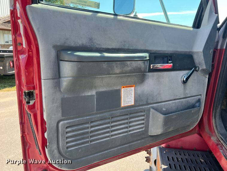 image for item MR9903 1999 Chevrolet C7500  dump flatbed truck