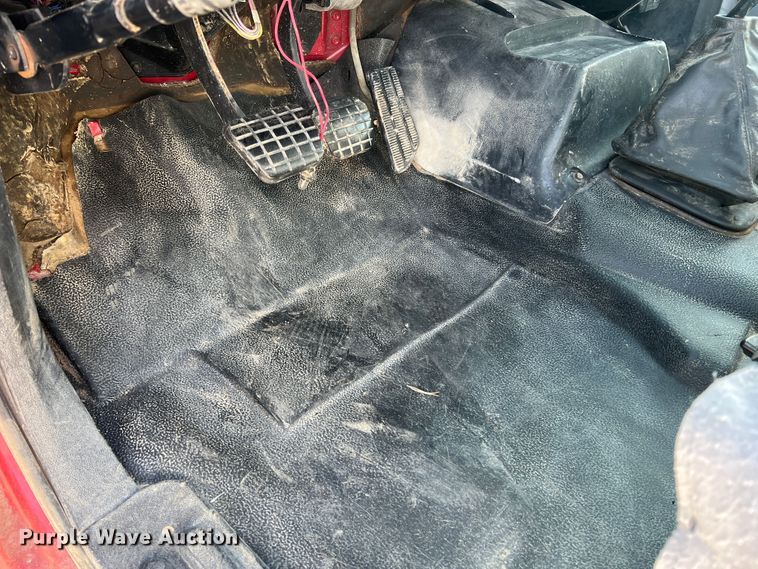 image for item MR9903 1999 Chevrolet C7500  dump flatbed truck