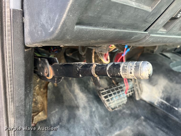 image for item MR9903 1999 Chevrolet C7500  dump flatbed truck