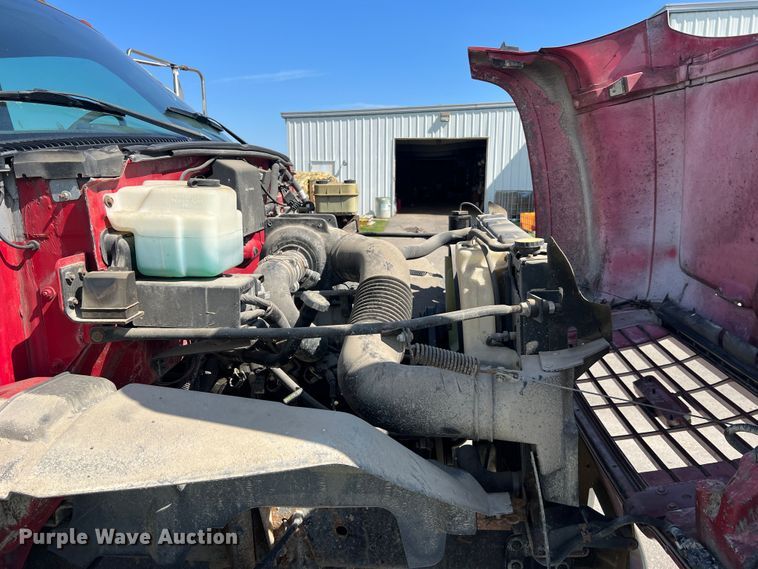 image for item MR9903 1999 Chevrolet C7500  dump flatbed truck