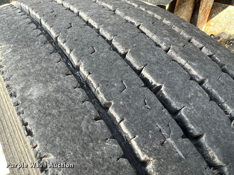 image for item MR9903 1999 Chevrolet C7500  dump flatbed truck