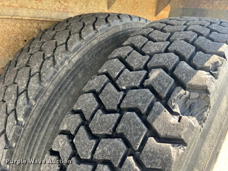 image for item MR9903 1999 Chevrolet C7500  dump flatbed truck