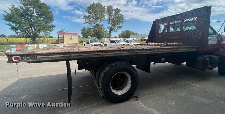 image for item MR9904 1991 Chevrolet Kodiak  dump flatbed truck