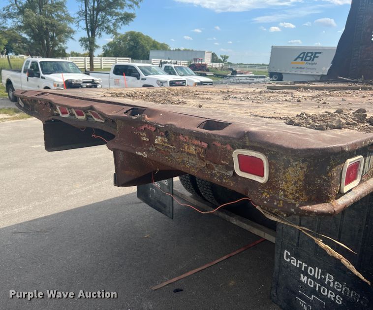 image for item MR9904 1991 Chevrolet Kodiak  dump flatbed truck