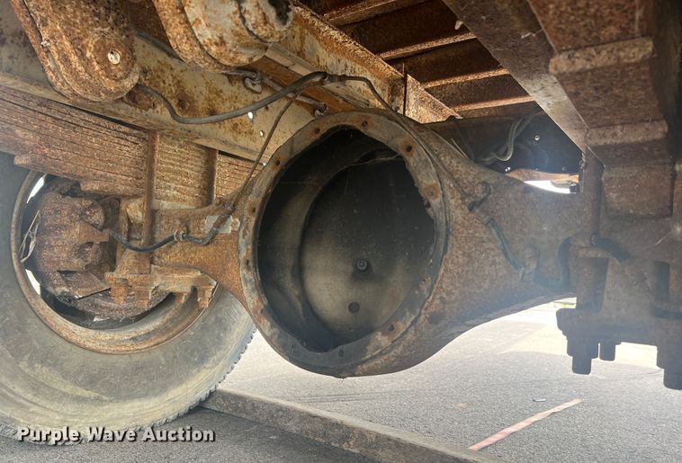 image for item MR9904 1991 Chevrolet Kodiak  dump flatbed truck