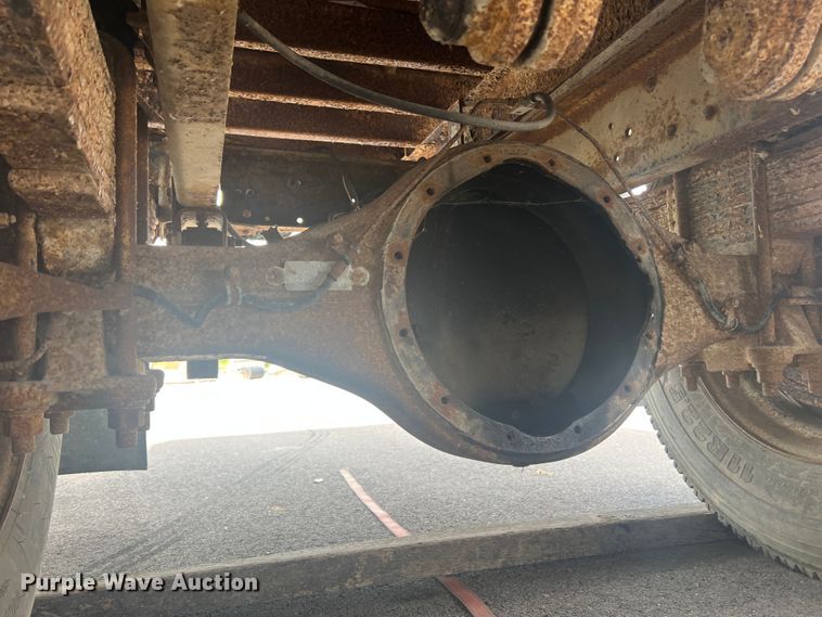 image for item MR9904 1991 Chevrolet Kodiak  dump flatbed truck