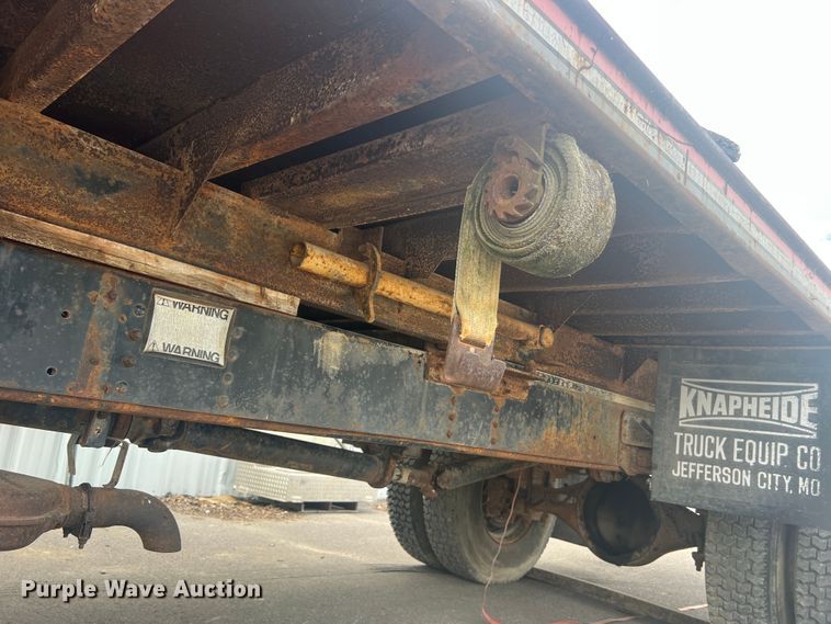 image for item MR9904 1991 Chevrolet Kodiak  dump flatbed truck