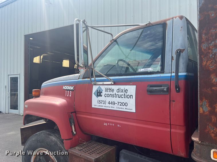 image for item MR9904 1991 Chevrolet Kodiak  dump flatbed truck