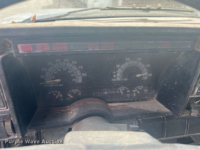 image for item MR9904 1991 Chevrolet Kodiak  dump flatbed truck