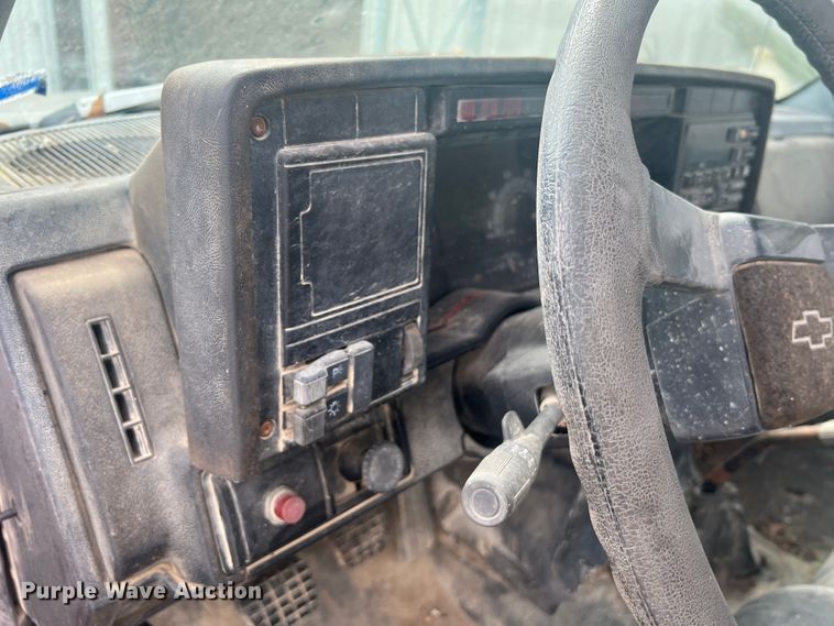 image for item MR9904 1991 Chevrolet Kodiak  dump flatbed truck