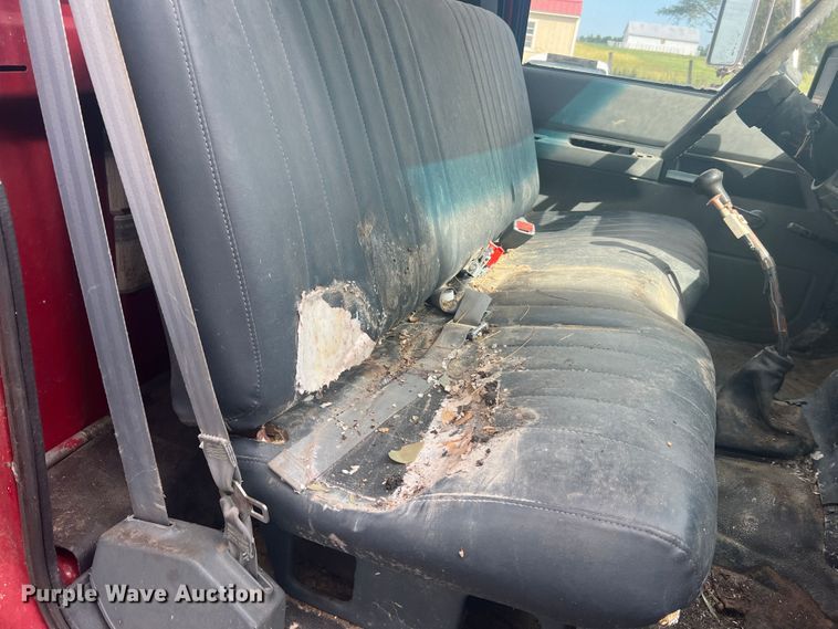 image for item MR9904 1991 Chevrolet Kodiak  dump flatbed truck