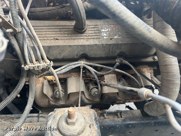 image for item MR9904 1991 Chevrolet Kodiak  dump flatbed truck