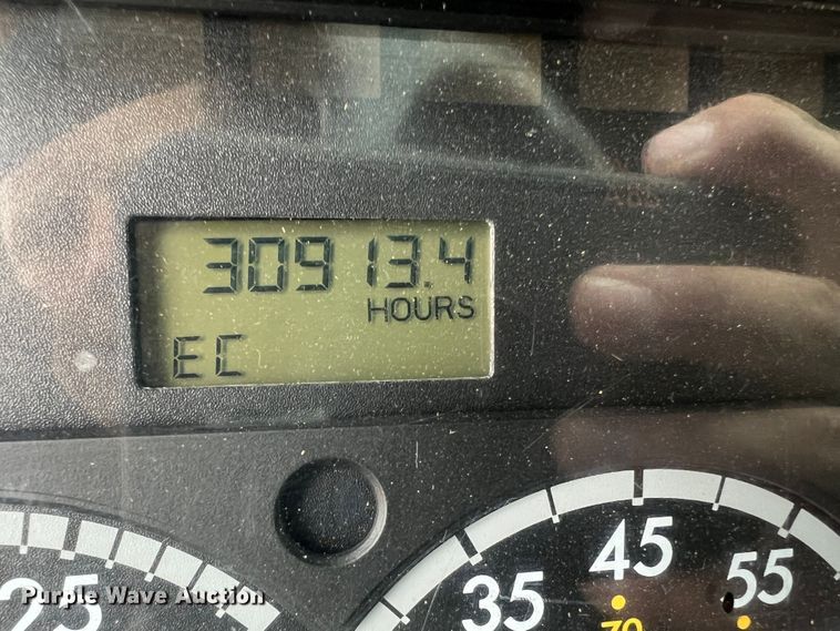 image for item MR9912 2007 Freightliner Columbia  semi truck