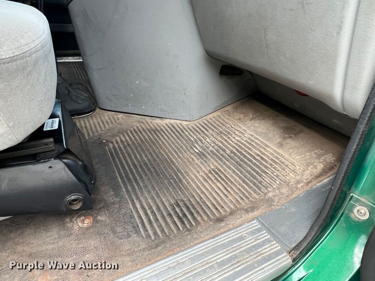 image for item MR9912 2007 Freightliner Columbia  semi truck