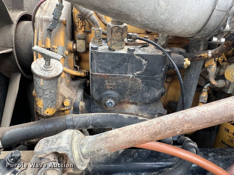 image for item MR9912 2007 Freightliner Columbia  semi truck