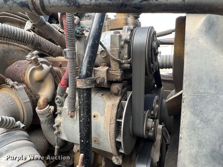 image for item MR9912 2007 Freightliner Columbia  semi truck