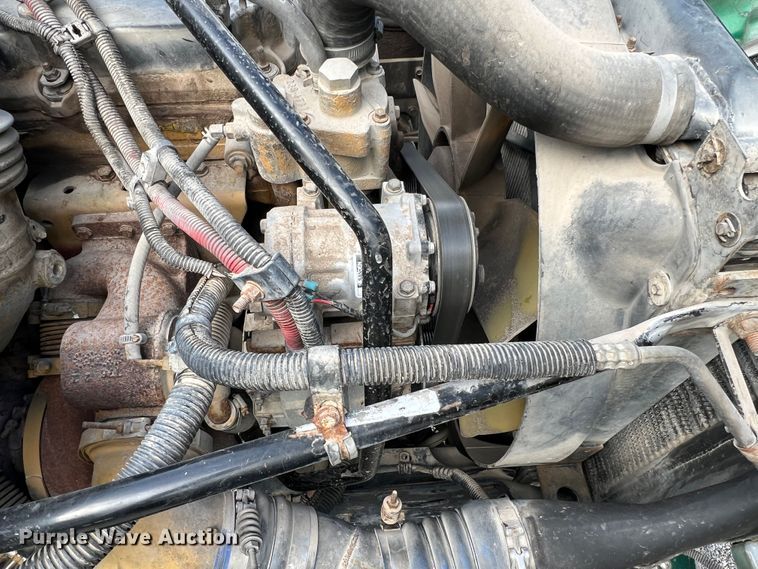 image for item MR9912 2007 Freightliner Columbia  semi truck