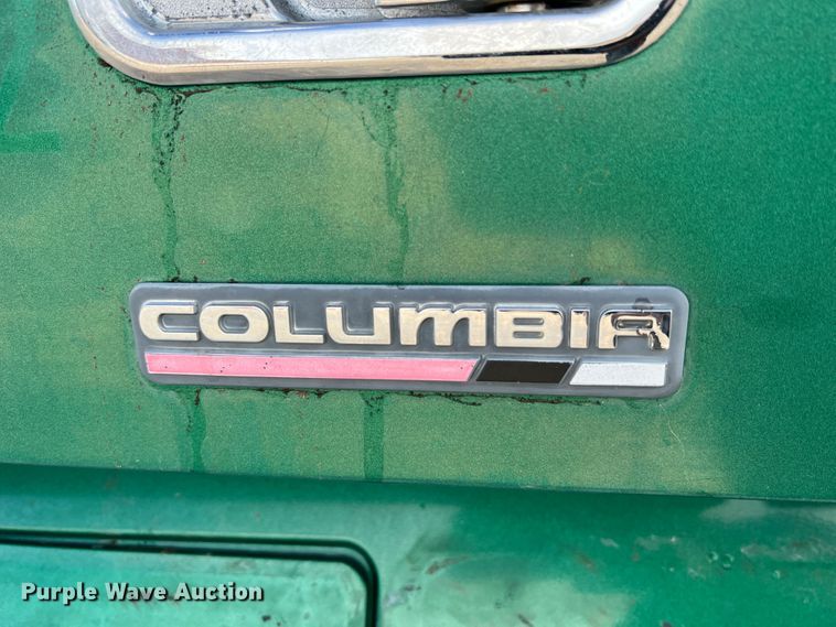 image for item MR9912 2007 Freightliner Columbia  semi truck