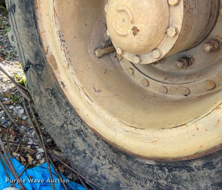 image for item MR9925 (2) Rockwell axles