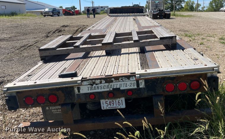 image for item MU9107 2001 Transcraft DLT-2000  drop deck equipment trailer