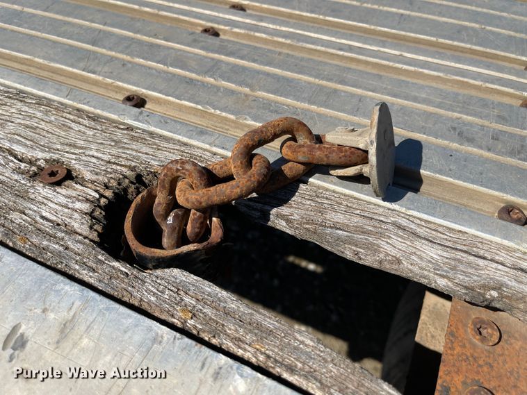 image for item MU9107 2001 Transcraft DLT-2000  drop deck equipment trailer