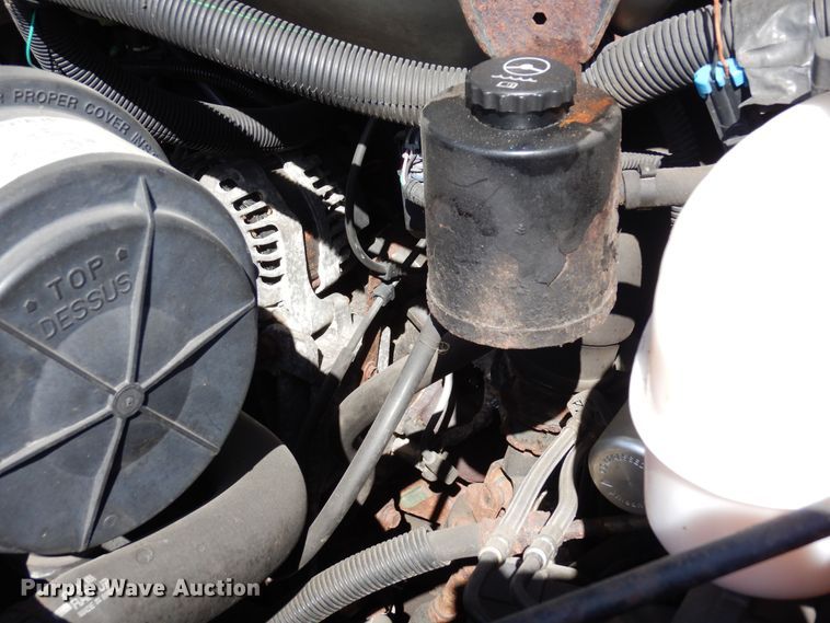 image for item DF8121 2004 Chevrolet Express 1500  van