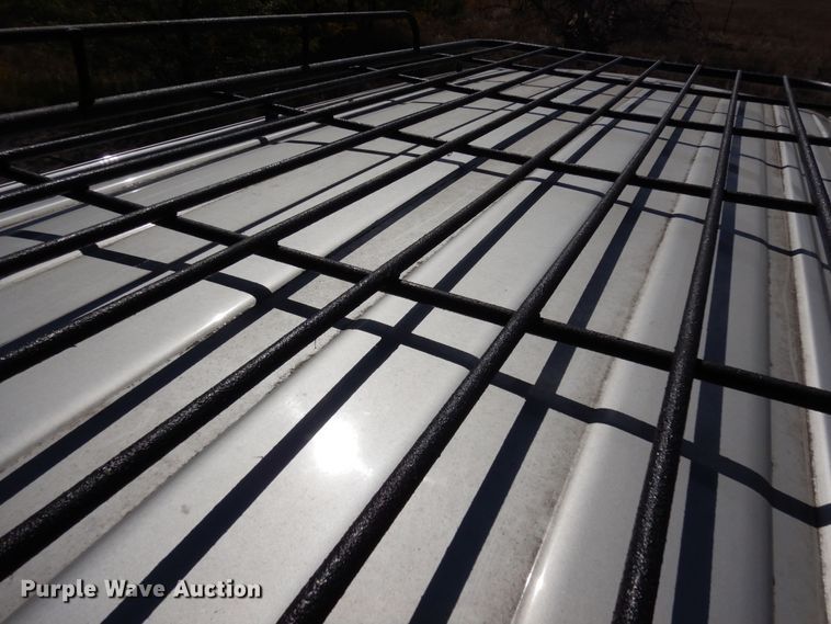 image for item DF8121 2004 Chevrolet Express 1500  van