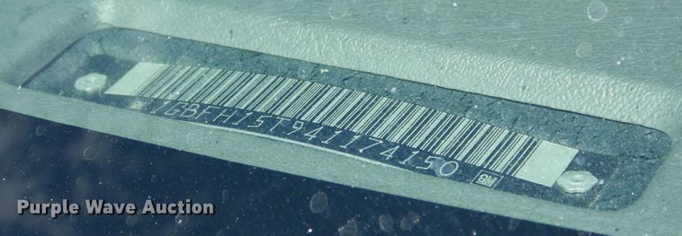 image for item DF8121 2004 Chevrolet Express 1500  van