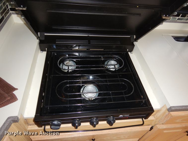 image for item DF8122 1999 Monaco Diplomat  RV