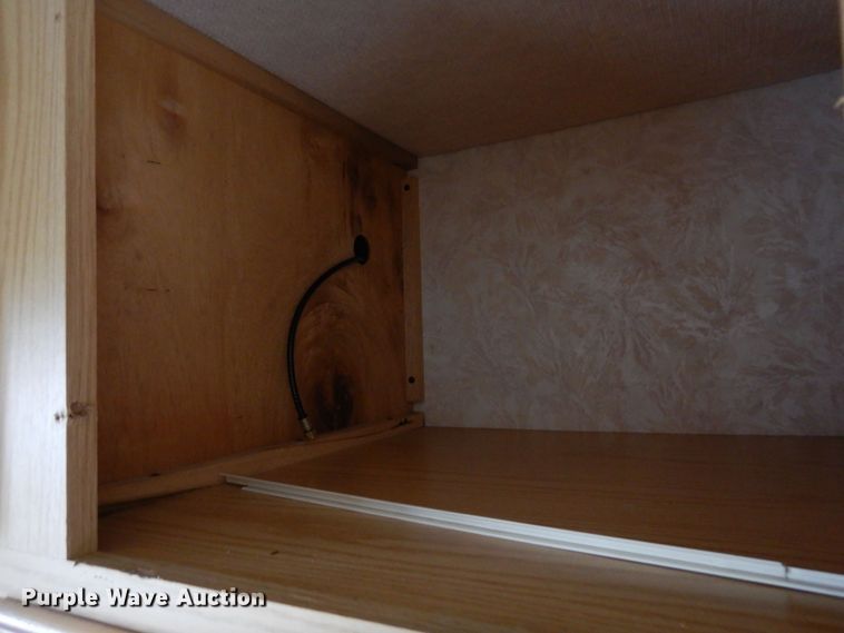 image for item DF8122 1999 Monaco Diplomat  RV