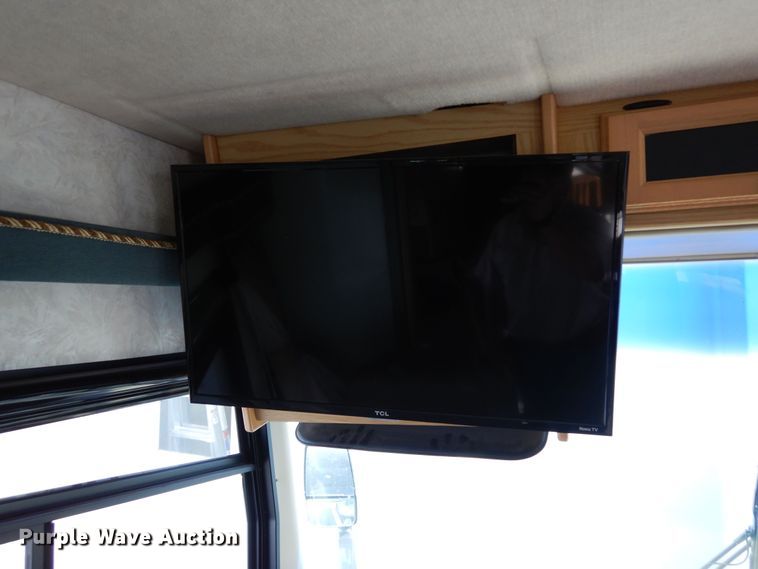 image for item DF8122 1999 Monaco Diplomat  RV