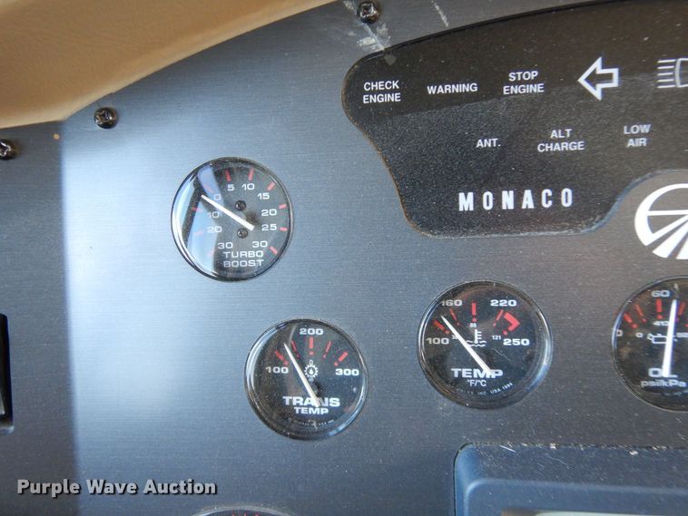 image for item DF8122 1999 Monaco Diplomat  RV