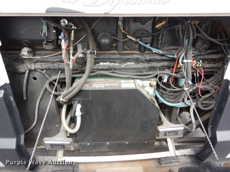 image for item DF8122 1999 Monaco Diplomat  RV