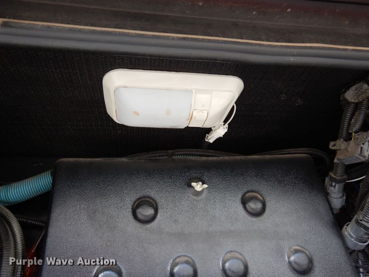 image for item DF8122 1999 Monaco Diplomat  RV